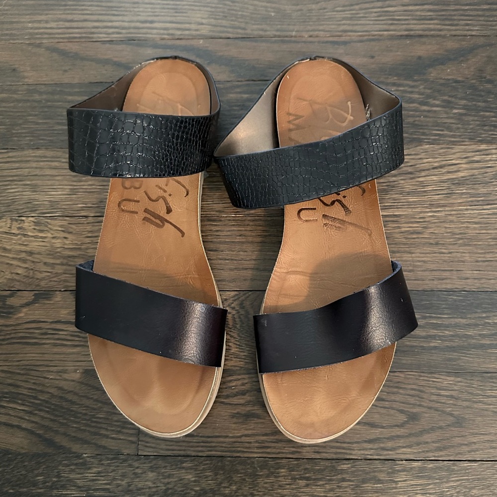 Blowfish Textured Multi Strap Slip On Flats